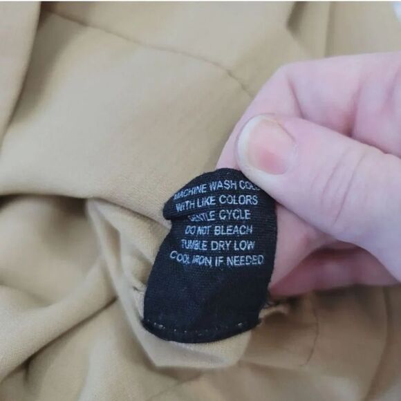 Max + Ash Wide Leg Cropped Sleeveless Button Down Jumpsuit in Tan Size Small - Picture 9 of 10